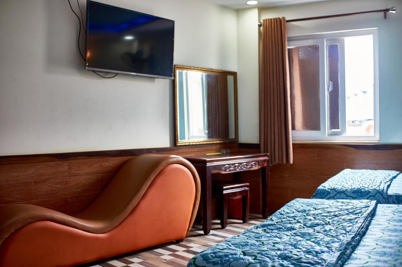 Hoa Anh Dao 2 Hotel Thuan An Экстерьер фото