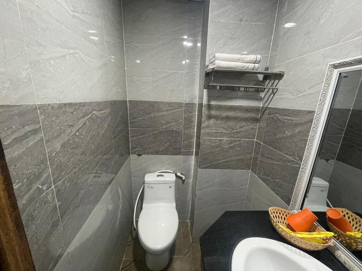 Hoa Anh Dao 2 Hotel Thuan An Экстерьер фото